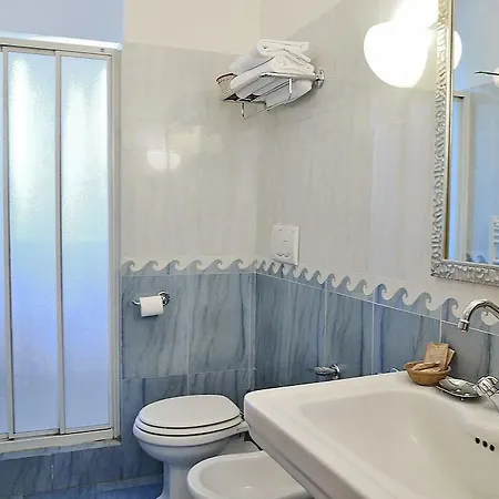 Tre Fontane Hotell 4*