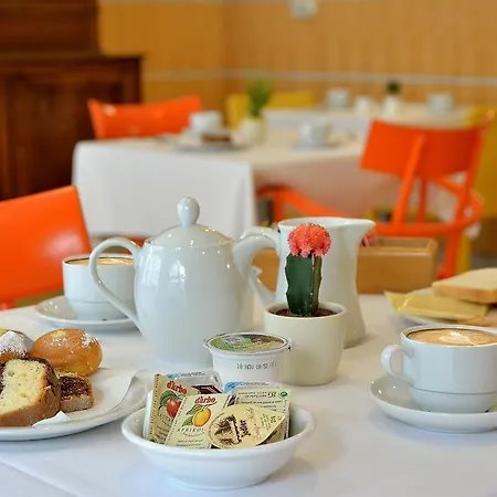 Hotell Tre Fontane 4*