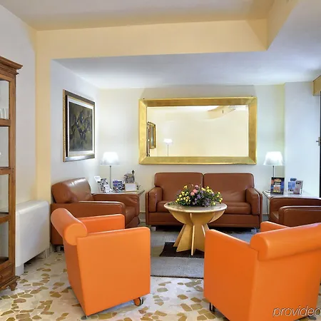 Tre Fontane Hotell 4*