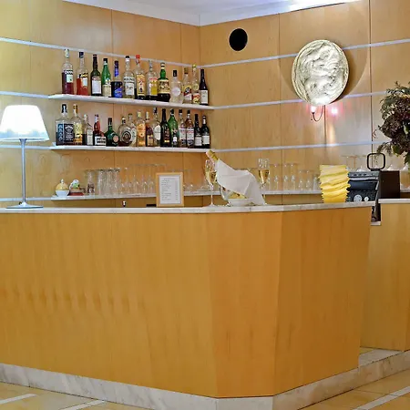 Tre Fontane Hotell 4*