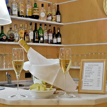 Hotell Tre Fontane